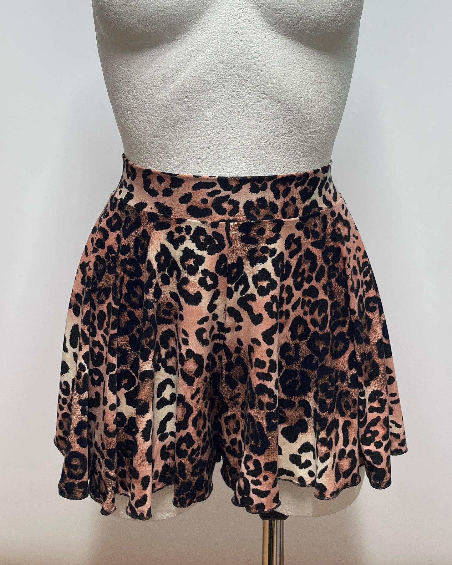 Leopard print skirt-pants XS