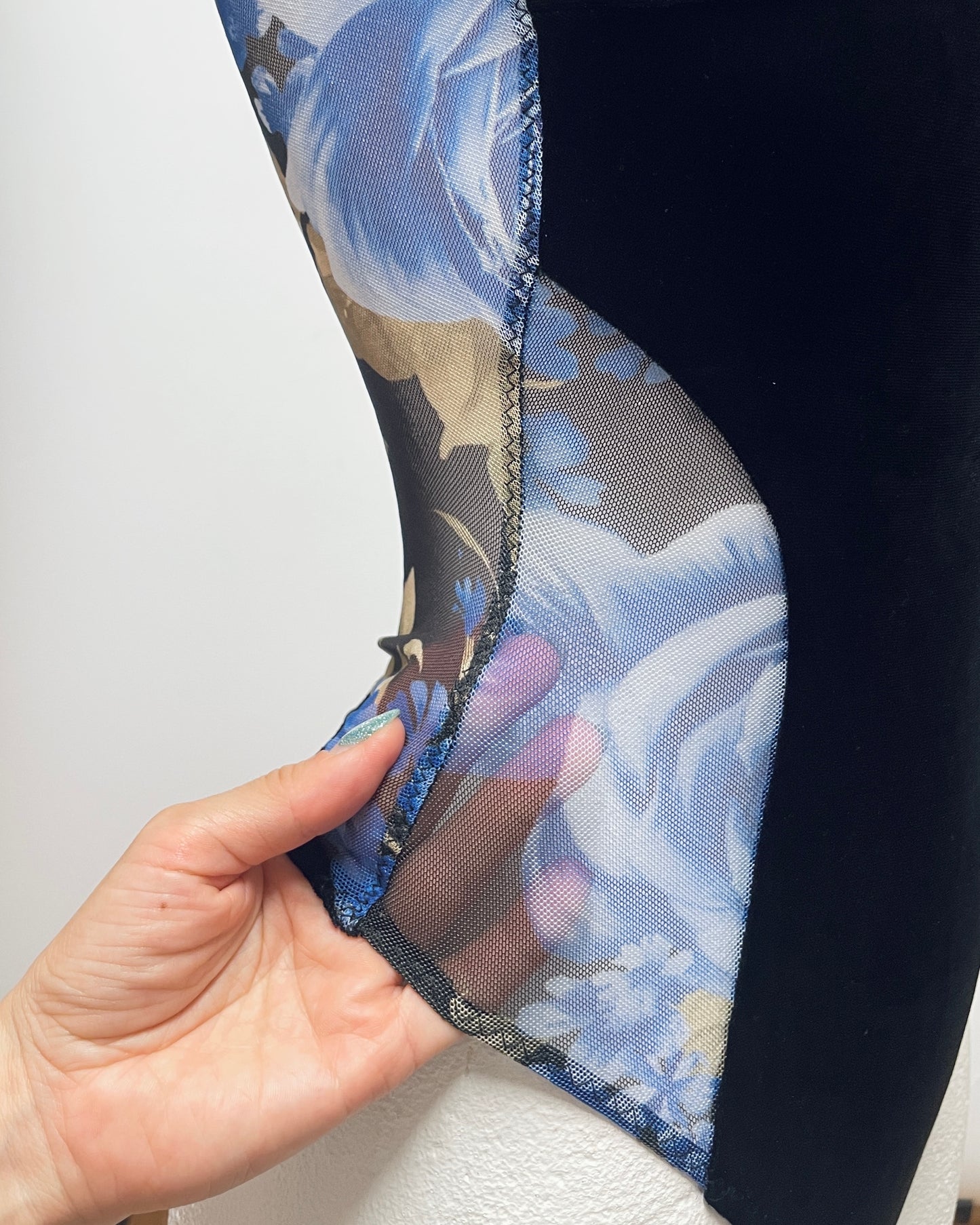 Bodysuit with high leg cut