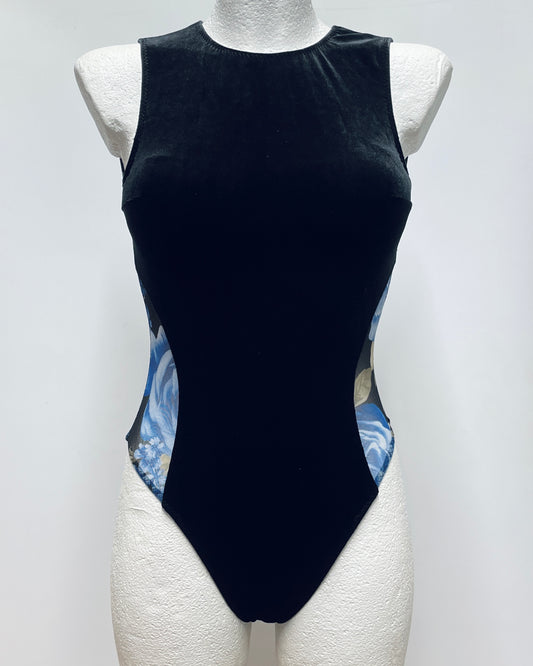 Bodysuit with high leg cut