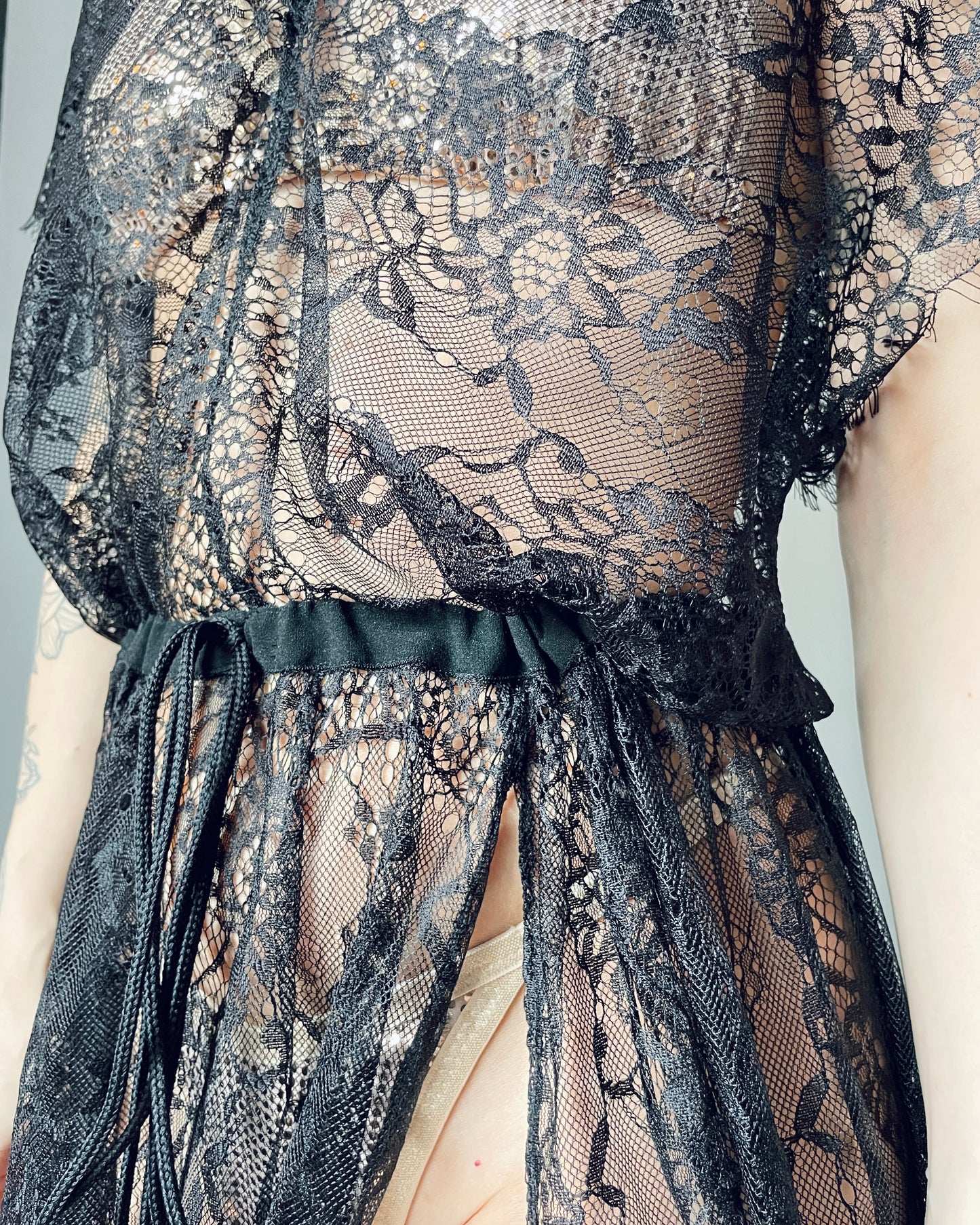 Lace short dress Vamp